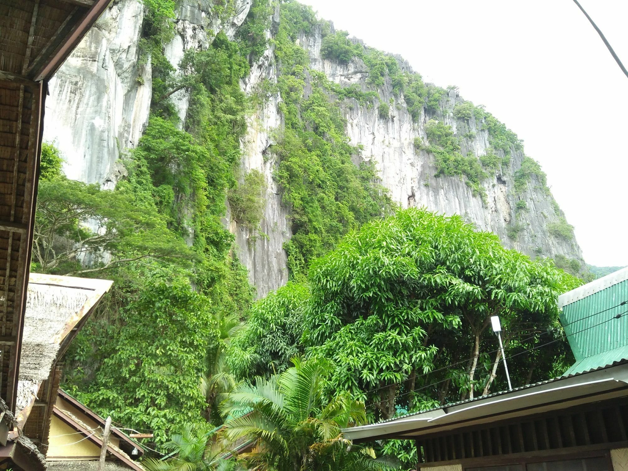 悬崖边小屋宾馆 爱妮岛 外观 照片